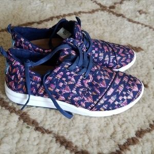 NWOT TOMS sneakers